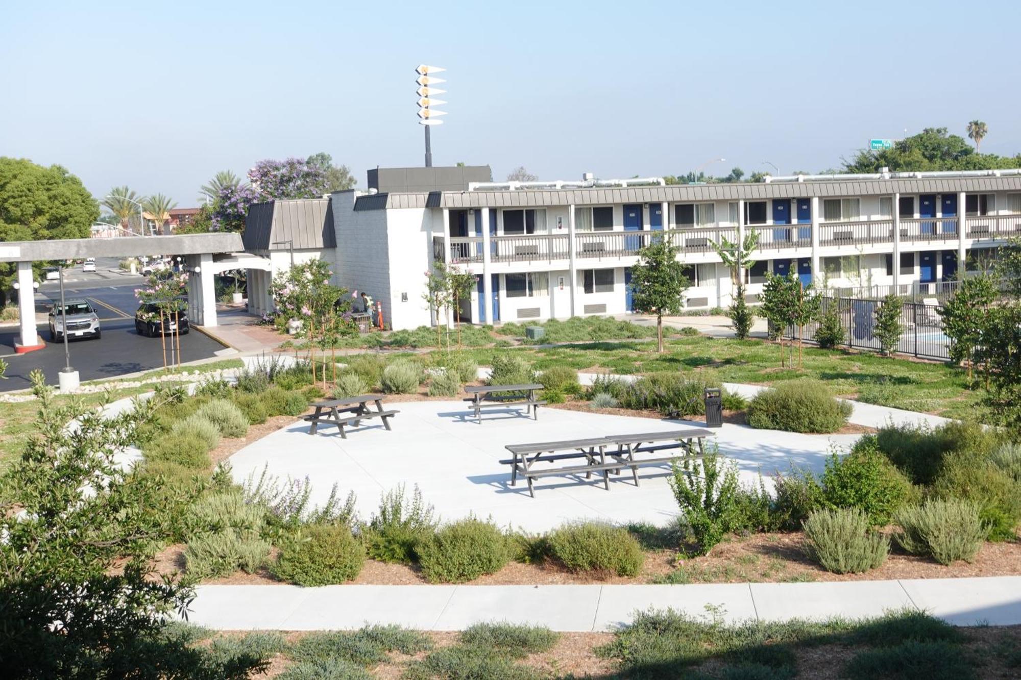 6-claremont, Ca Hotel 2*