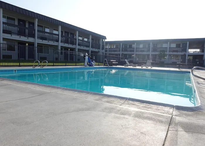 Motel 6-Claremont, Ca