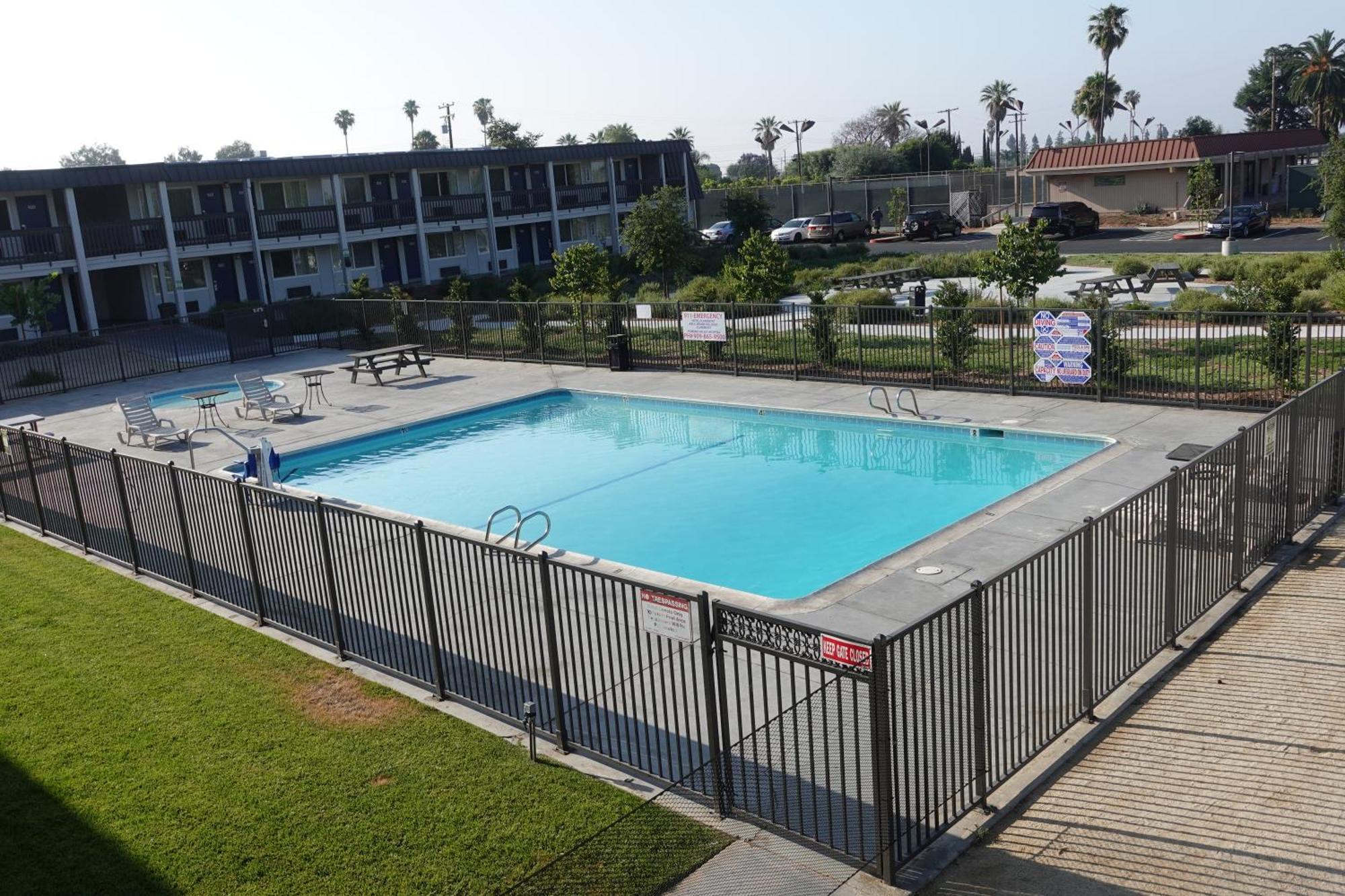 Hotel 6-claremont, Ca Claremont