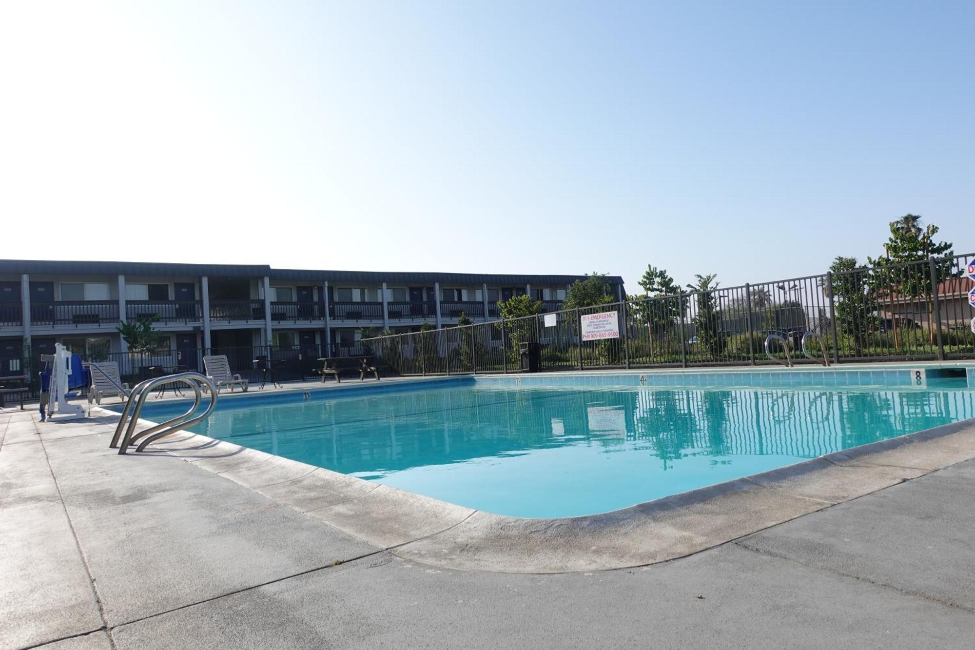 Hotel 6-claremont, Ca Claremont