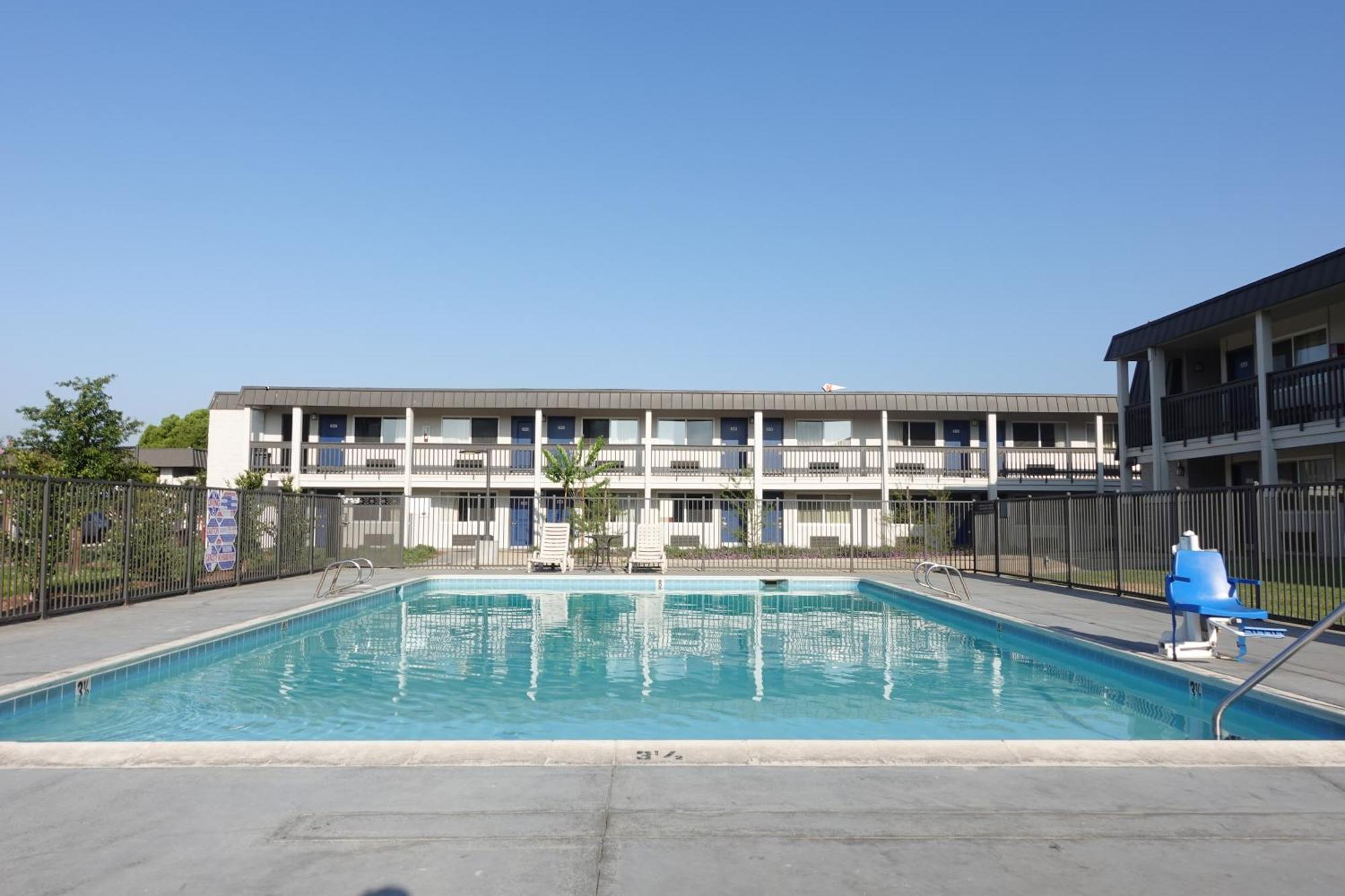 6-claremont, Ca Claremont