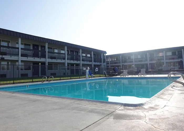 Motel 6-Claremont, Ca