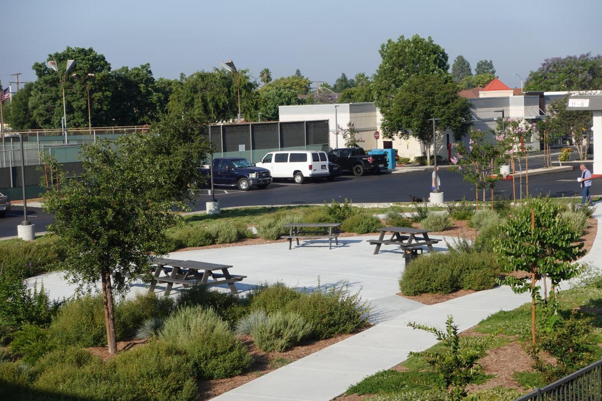 6-claremont, Ca