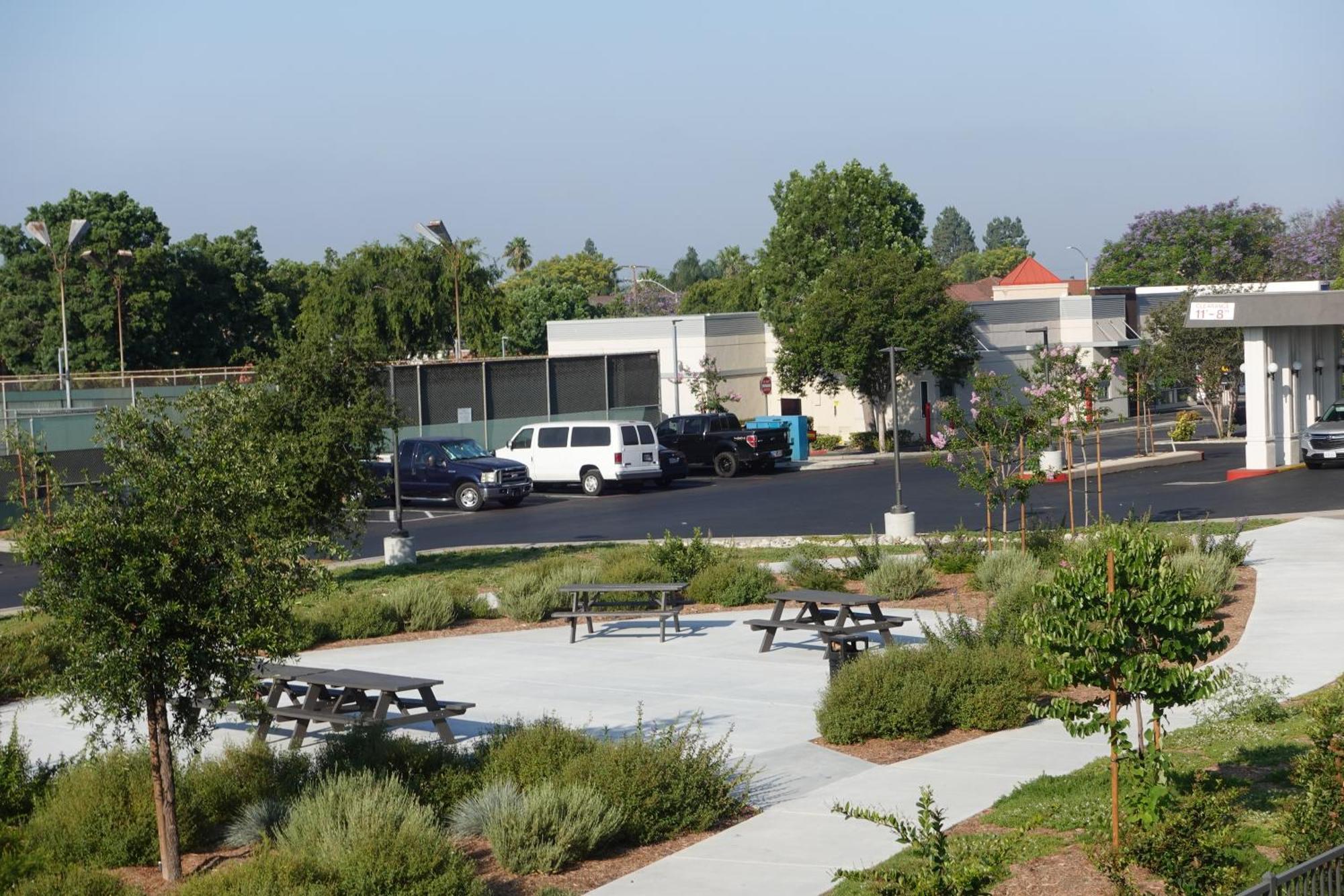 6-claremont, Ca