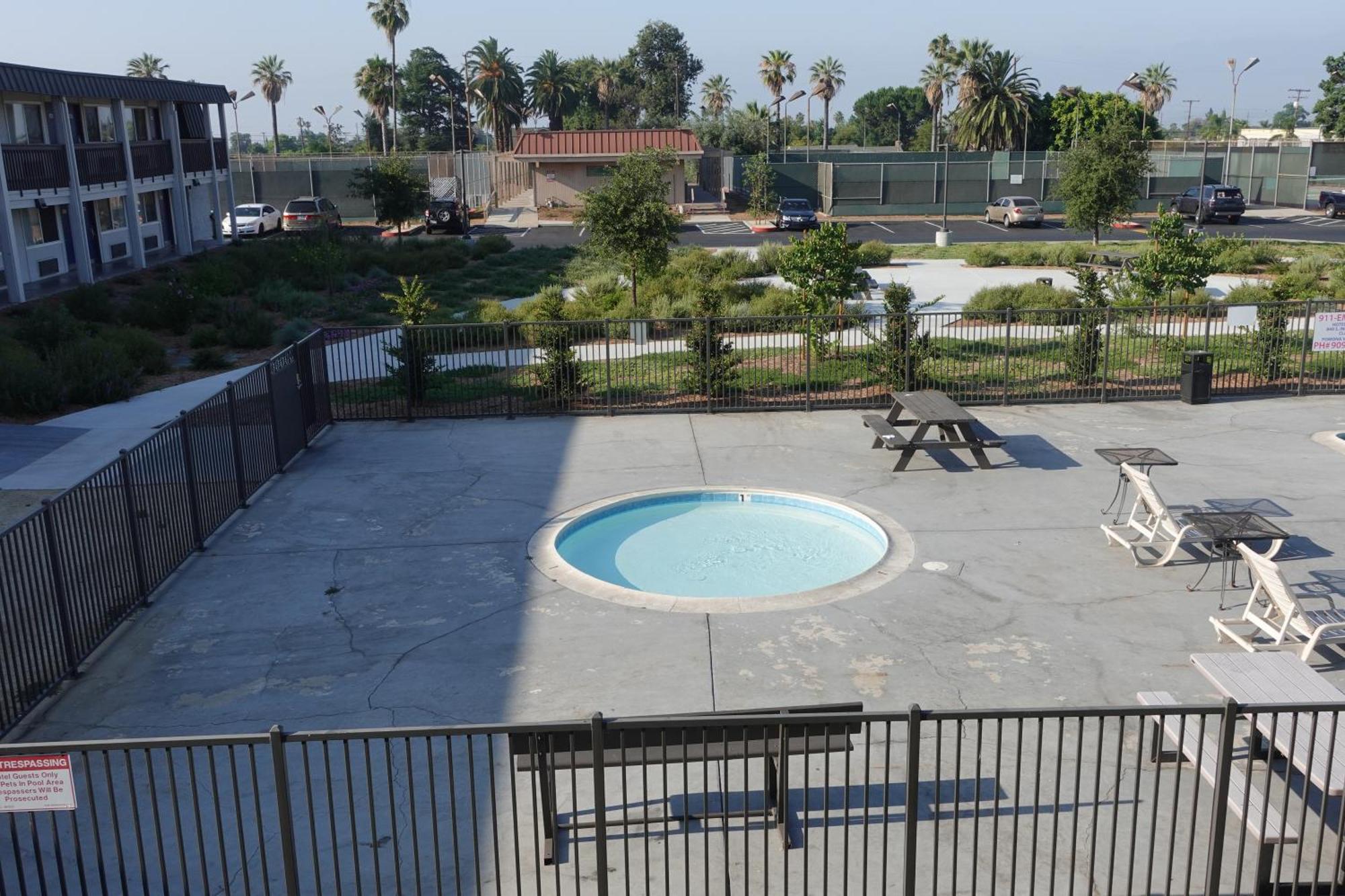 Hotel 6-claremont, Ca Claremont
